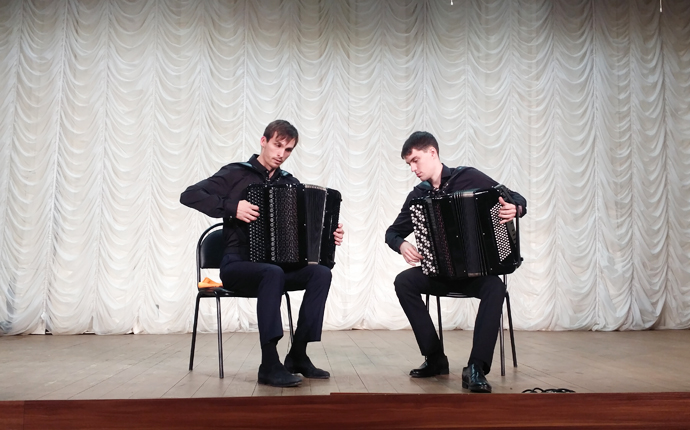 ​Победители «Кубка мира» среди баянистов выступили в Белорецкой музыкальной школе